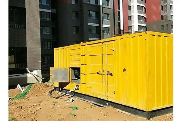 扬中发电机租赁中燃油压力过低会对发动机的哪些部件造成损坏？
