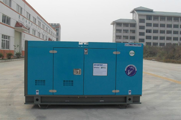 扬中发电机租赁如何正确安装空气滤清器？